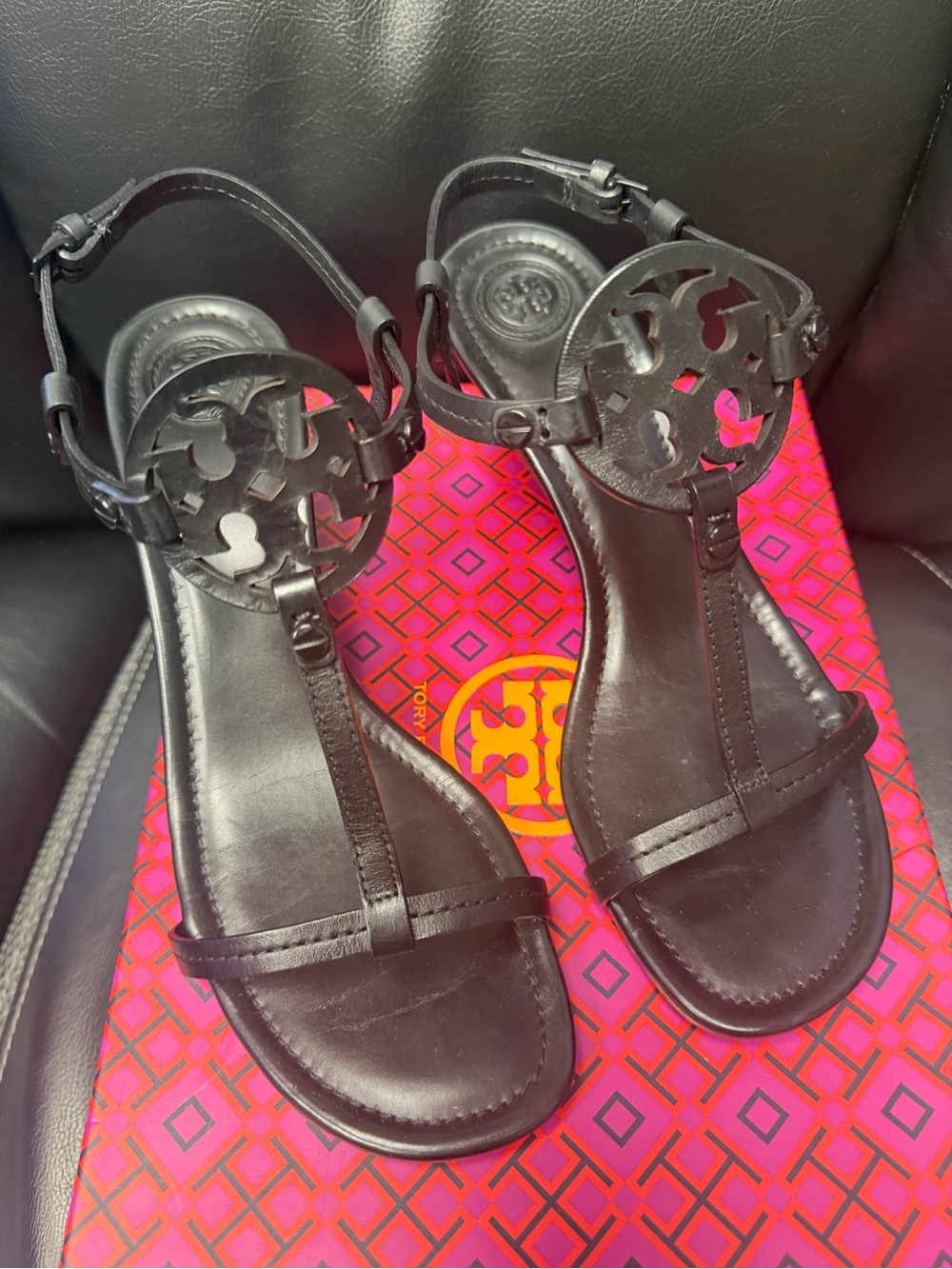 Tory Burch Miller Wedge Sandals Black Leather Logo Size 8.5